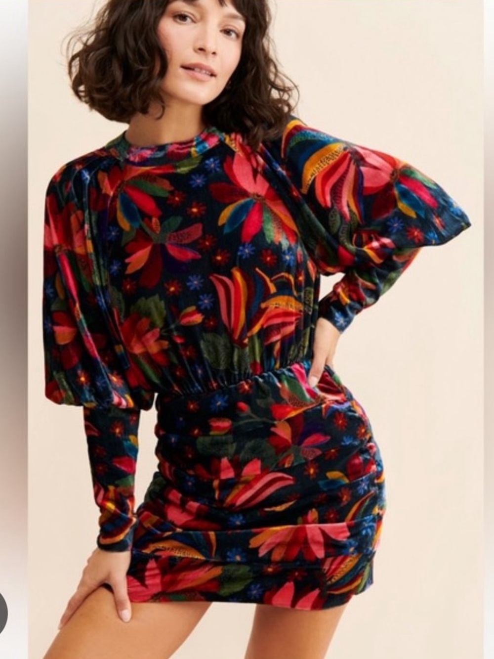 FARM Rio Banana Sky Velvet Mini Dress with Red, Pink & Blue Floral Print S - Picture 3 of 4